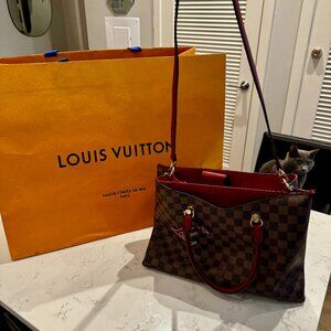 Louis Vuitton Handbag/Tote